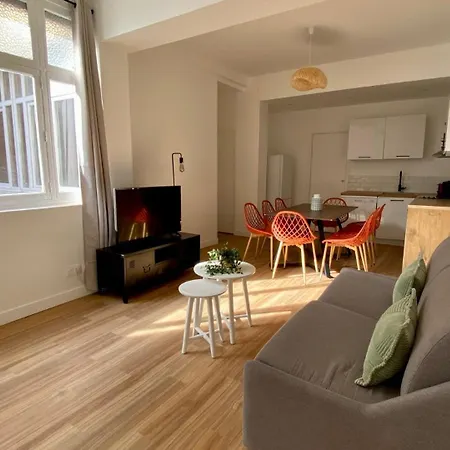 Pois3Ouest - Vast Apartment At Poissonniere 8P-2